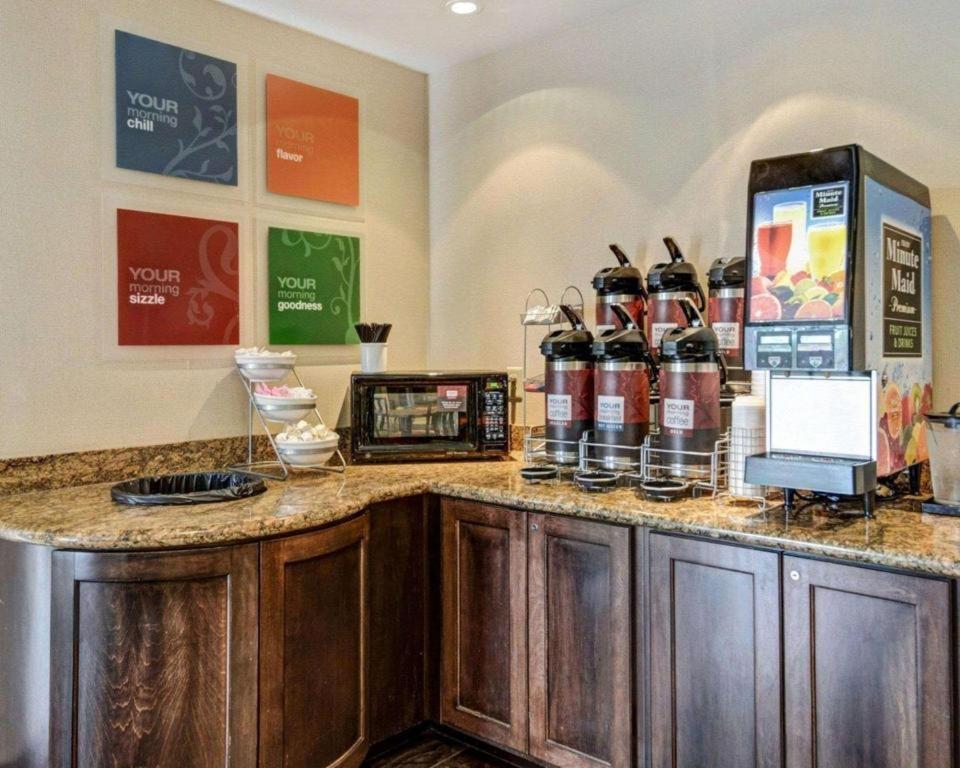 Comfort Suites Near Hot Springs Park Экстерьер фото