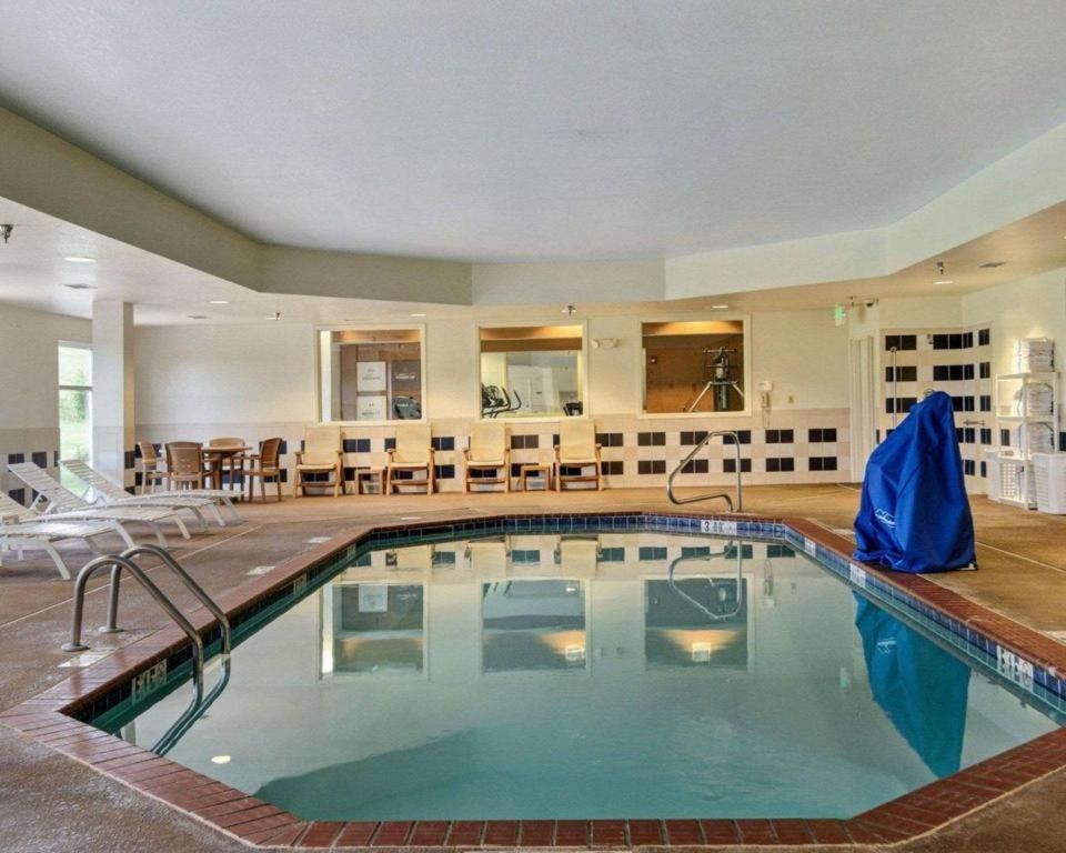 Comfort Suites Near Hot Springs Park Экстерьер фото